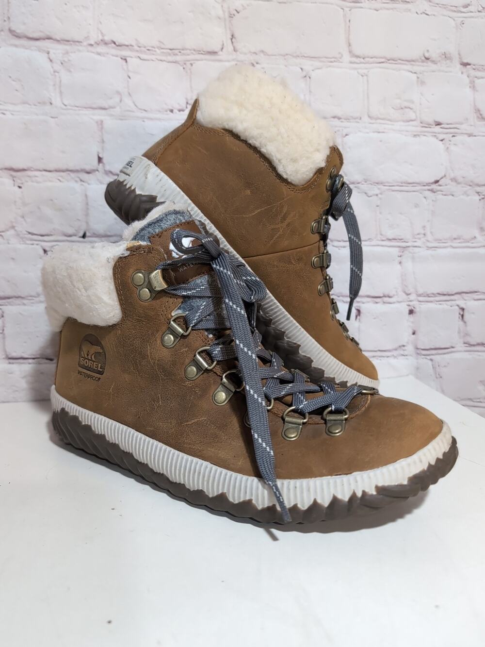 Sorel Out N About Plus Conquest Sz 8.5 Ankle Boots Womens Elk Brown 39.5 Hike